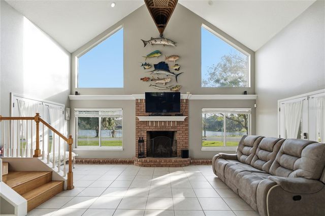 212 PLEASANT STREET, Lake Helen, FL 32744