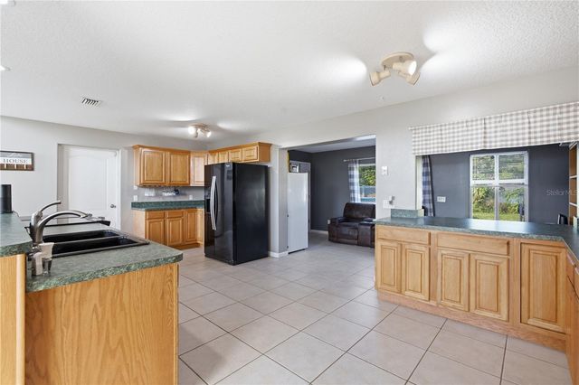 212 PLEASANT STREET, Lake Helen, FL 32744