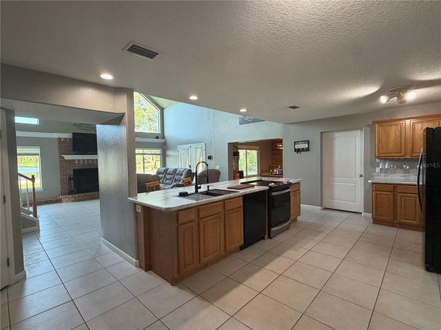 212 PLEASANT STREET, Lake Helen, FL 32744