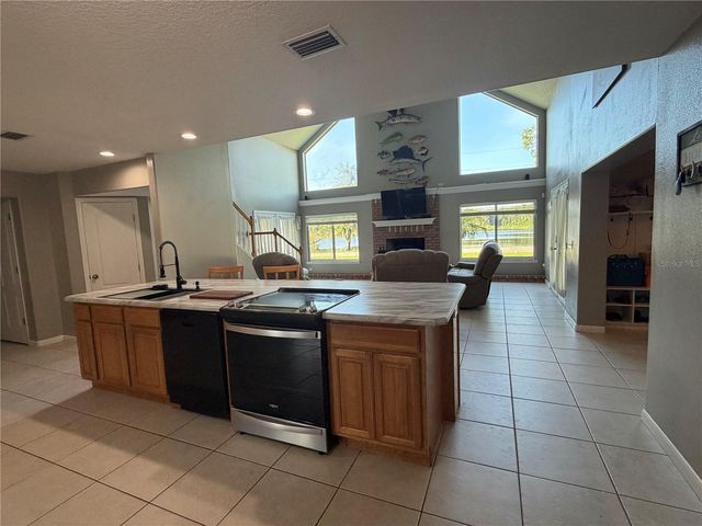212 PLEASANT STREET, Lake Helen, FL 32744