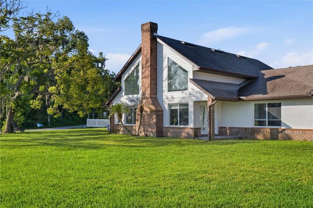 212 PLEASANT STREET, Lake Helen, FL 32744