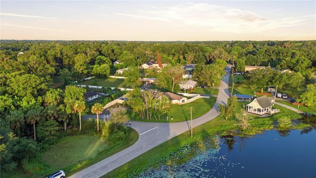 212 PLEASANT STREET, Lake Helen, FL 32744