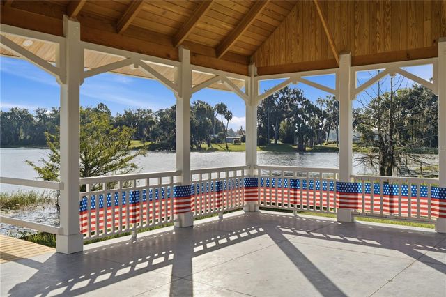 212 PLEASANT STREET, Lake Helen, FL 32744