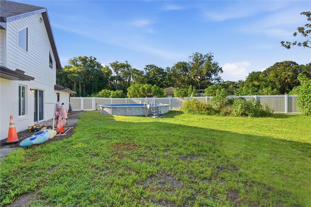 212 PLEASANT STREET, Lake Helen, FL 32744