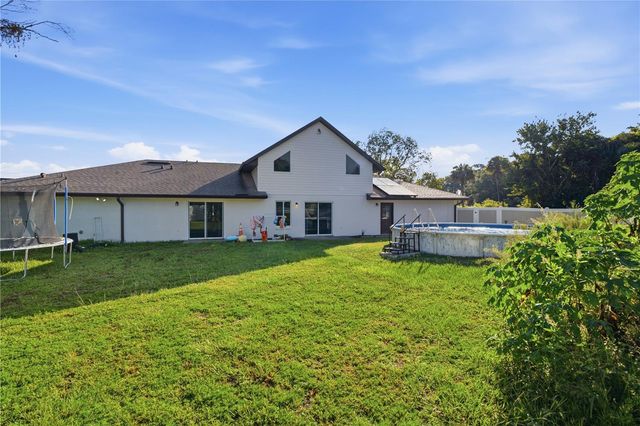 212 PLEASANT STREET, Lake Helen, FL 32744