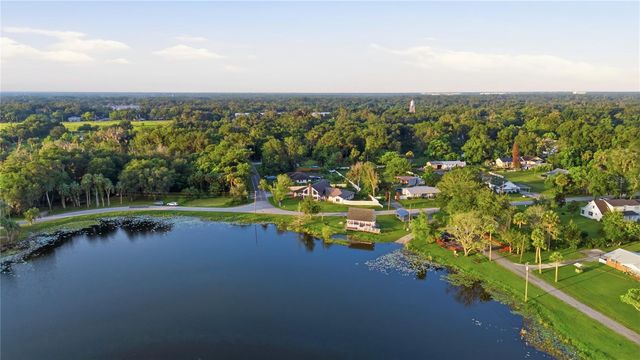 212 PLEASANT STREET, Lake Helen, FL 32744