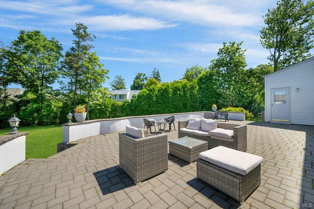 101 Windsor Oval, New Rochelle, NY 10805