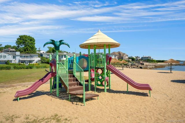 101 Windsor Oval, New Rochelle, NY 10805