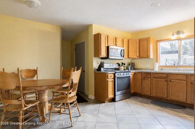 116 E First Street, Charlotte, MI 48813