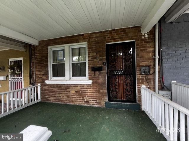 5113 8TH ST NW, Washington, DC 20011