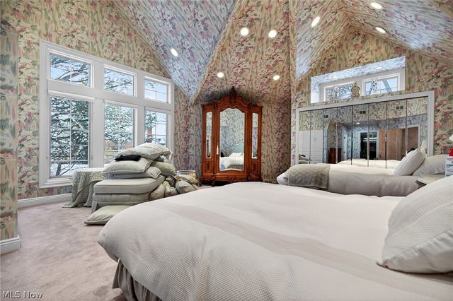 3498 Bainbridge Road, Cleveland Heights, OH 44118