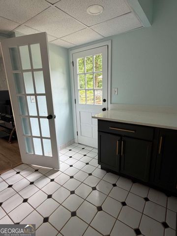 1208 Golden Circle SW, Lilburn, GA 30047