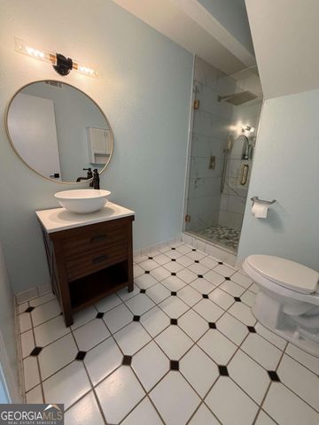 1208 Golden Circle SW, Lilburn, GA 30047
