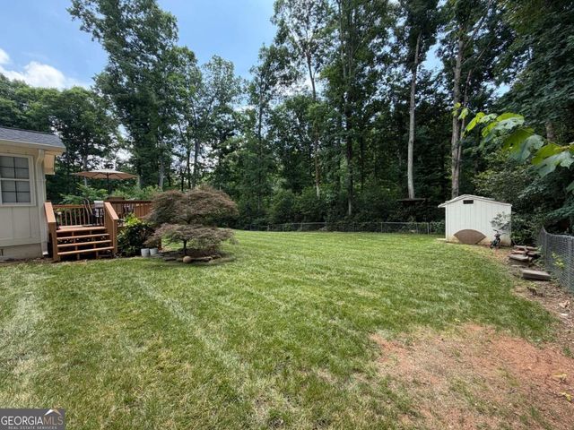 1208 Golden Circle SW, Lilburn, GA 30047