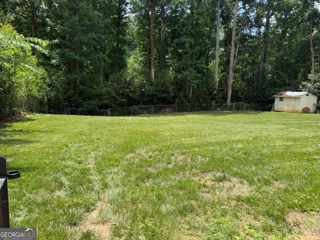 1208 Golden Circle SW, Lilburn, GA 30047