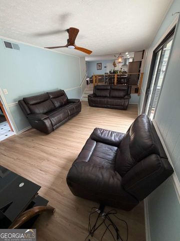 1208 Golden Circle SW, Lilburn, GA 30047