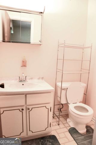 8943 Gatewood Circle, Jonesboro, GA 30238