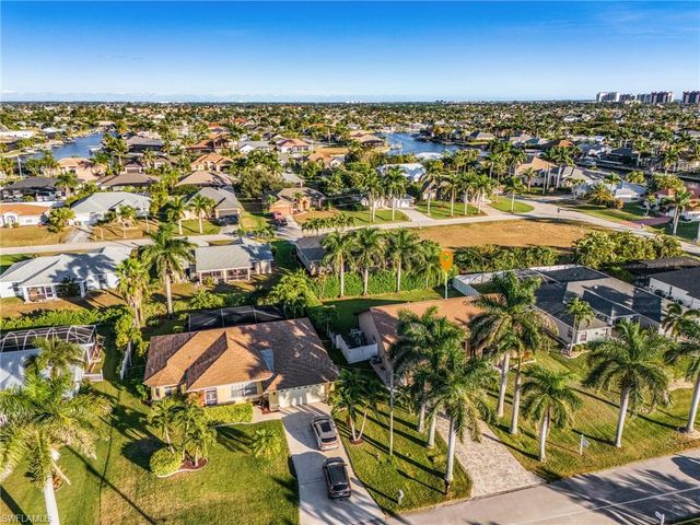 4841 SW 24th PL, Cape Coral, FL 33914