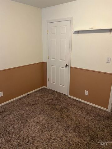 1463 Wrangler, Twin Falls, ID 83301