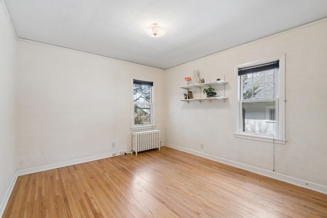 49 Sheridan Avenue S, Minneapolis, MN 55405