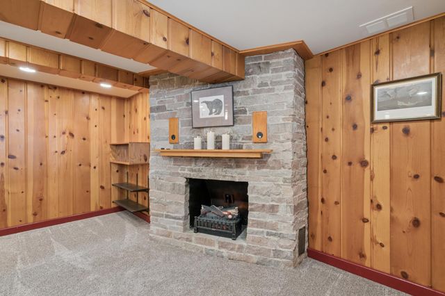 49 Sheridan Avenue S, Minneapolis, MN 55405