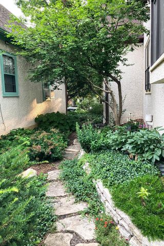 49 Sheridan Avenue S, Minneapolis, MN 55405