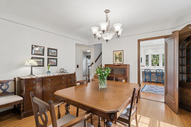 49 Sheridan Avenue S, Minneapolis, MN 55405