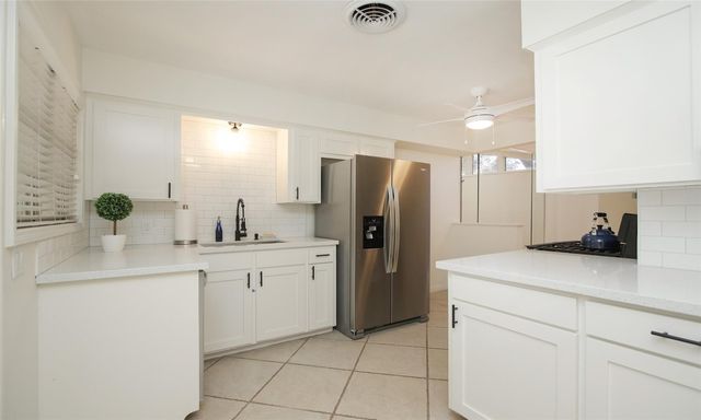 4609 Kinglet Street, Houston, TX 77035