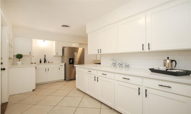 4609 Kinglet Street, Houston, TX 77035