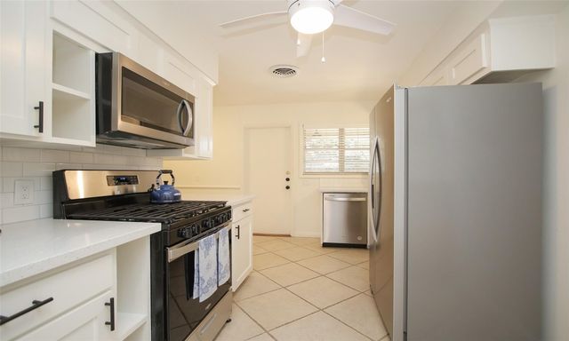4609 Kinglet Street, Houston, TX 77035