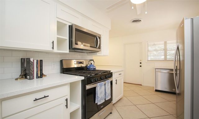 4609 Kinglet Street, Houston, TX 77035