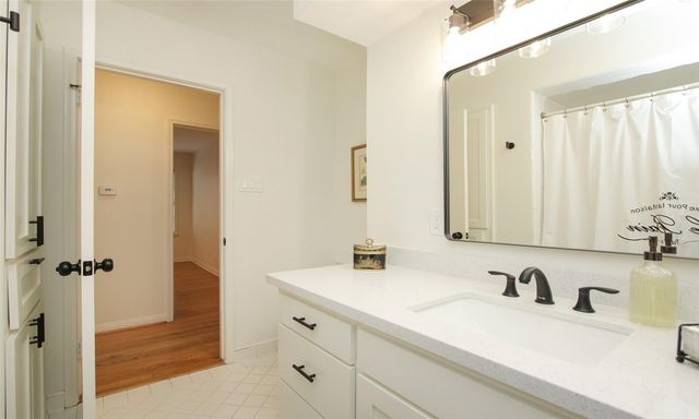 4609 Kinglet Street, Houston, TX 77035