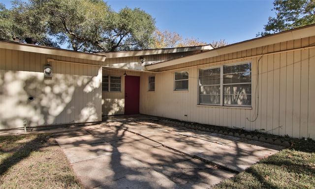 4609 Kinglet Street, Houston, TX 77035