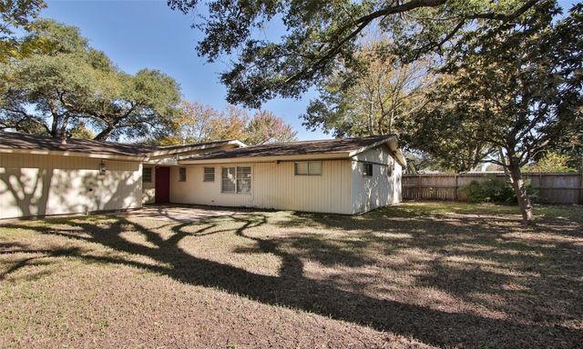 4609 Kinglet Street, Houston, TX 77035