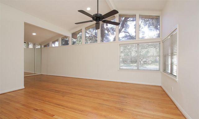 4609 Kinglet Street, Houston, TX 77035