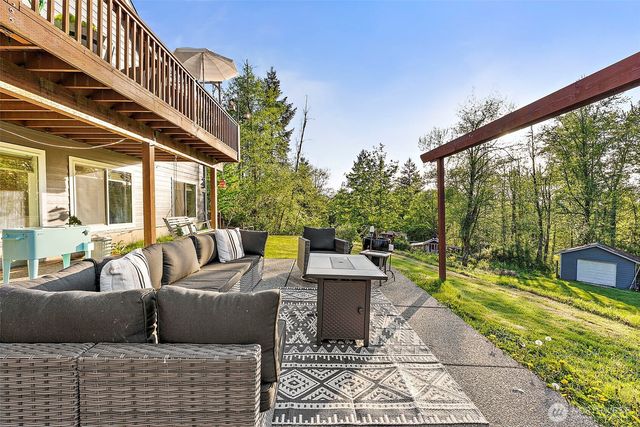 35415 113th Avenue E, Eatonville, WA 98328