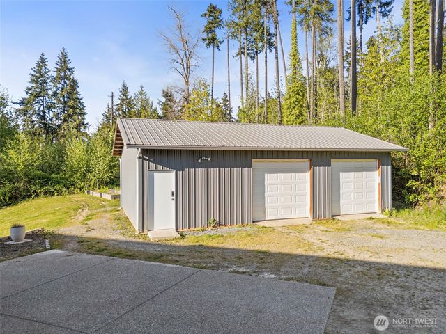 35415 113th Avenue E, Eatonville, WA 98328