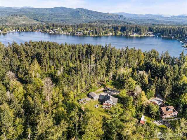 35415 113th Avenue E, Eatonville, WA 98328