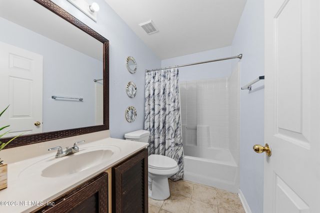 2656 LANTANA LAKES Drive E, Jacksonville, FL 32246