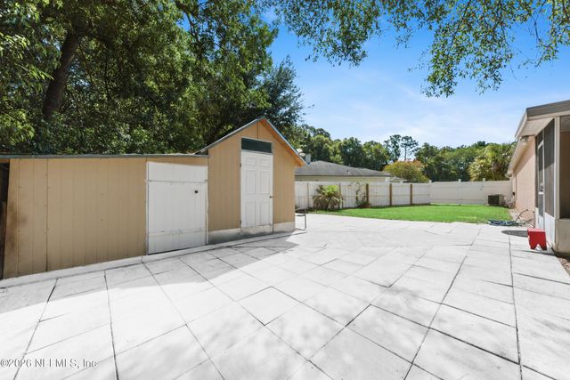 2656 LANTANA LAKES Drive E, Jacksonville, FL 32246