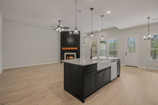 4512 Road 66112, Dayton, TX 77535