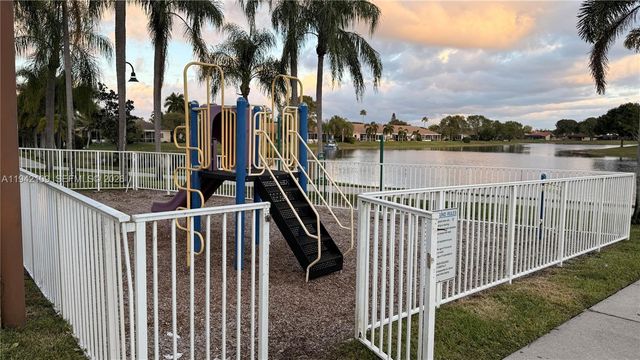 1227 SW 46th Ter, Deerfield Beach, FL 33442
