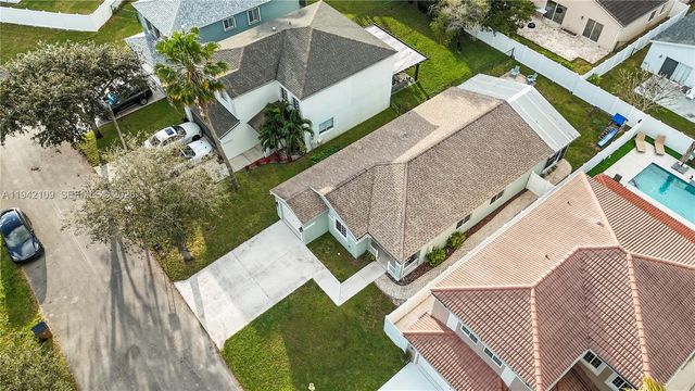 1227 SW 46th Ter, Deerfield Beach, FL 33442