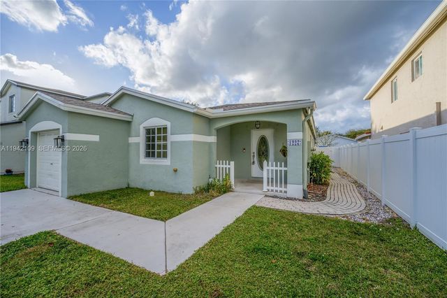 1227 SW 46th Ter, Deerfield Beach, FL 33442