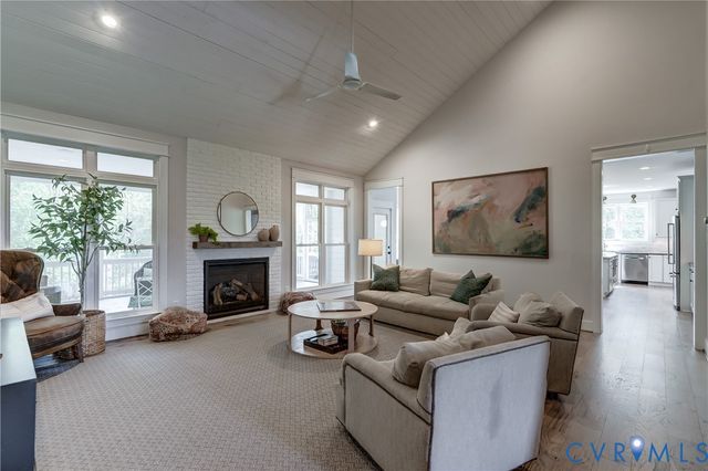 566 Church Hill Rd, Goochland, VA 23103