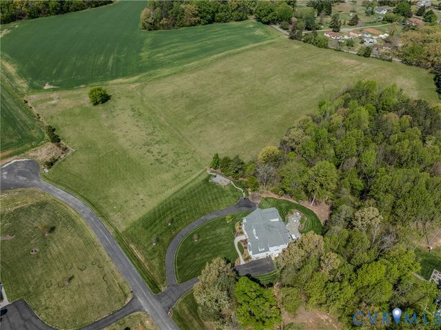566 Church Hill Rd, Goochland, VA 23103