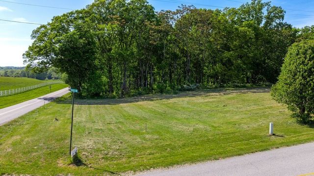 101 Riggs Rd, Portland, TN 37148