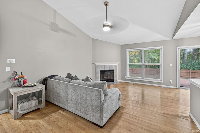 4122 Amanda Lane, South Bend, IN 46628
