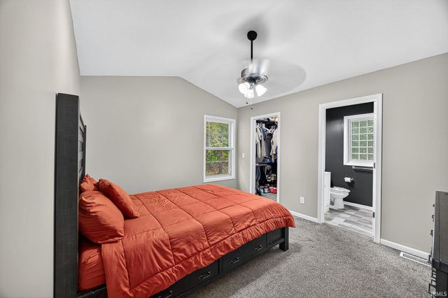 4122 Amanda Lane, South Bend, IN 46628