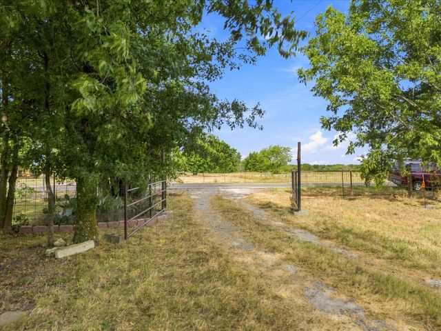 431 Fm 71, Commerce, TX 75428